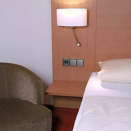 Hotel Goldenes Fass 3*