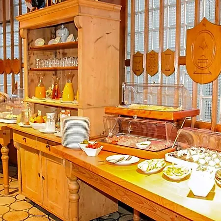 Goldenes Fass In فندق روتنبورغ أوب در تاوبر