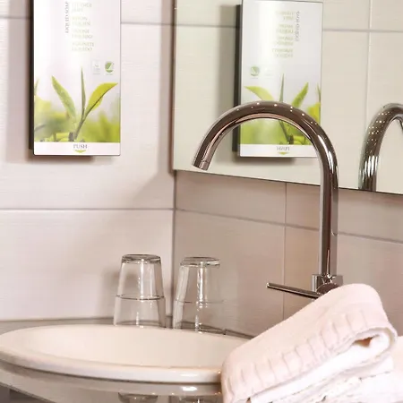 Goldenes Fass In 3* ローテンブルク・オプ・デア・タウバー